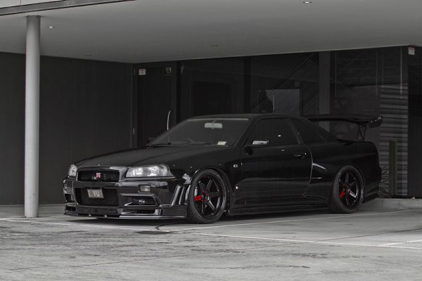 Nissan Skyline - 7