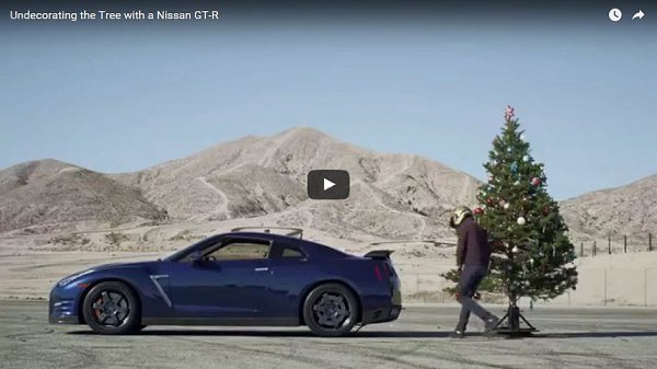 ��� ������ ����� ������� � ����.http://mir-auto24.ru/kak-bystro-snyat-igrushki-s-elki/