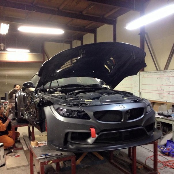 Varis     BMW Z4 - 3