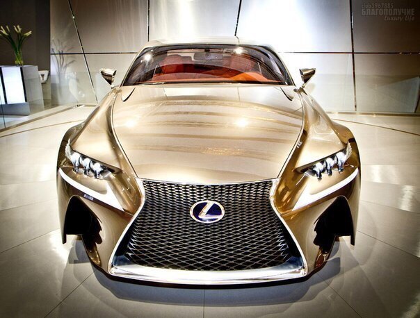 Lexus LF CC