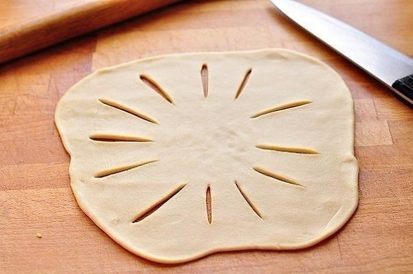Зур бэлеш - татарский пирог с картофелем и мясом.Время приготовления: 200 минут Порций: ... - 4
