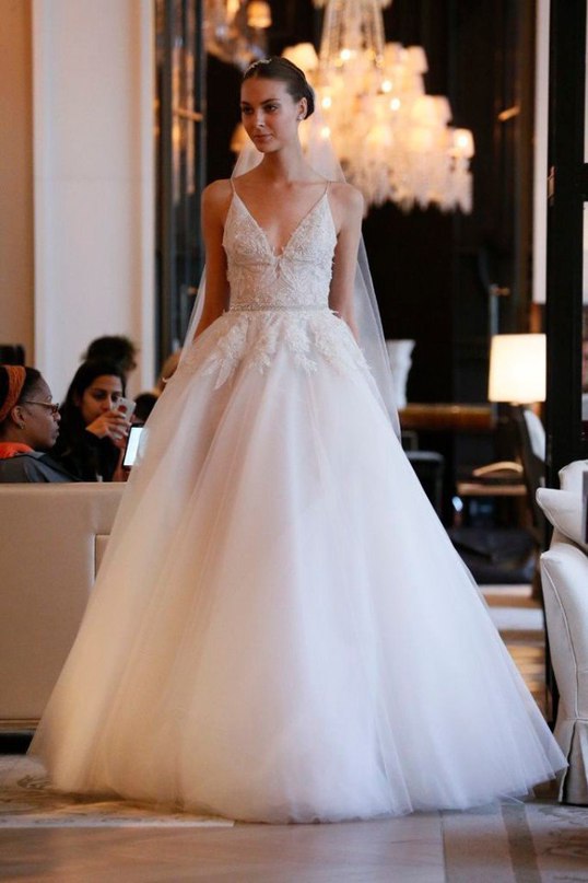 MONIQUE LHUILLIER - 5