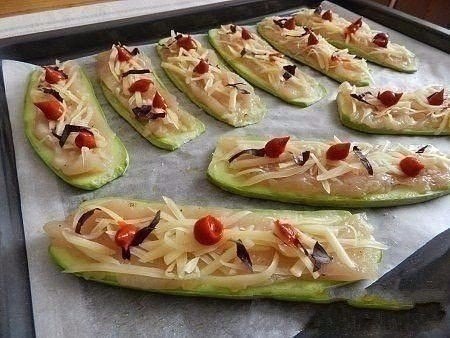 Суперские рулетики из кабачков с куриным мясом. Ингредиенты: -молодые кабачки (или цуккини) - 2 шт.; ... - 5