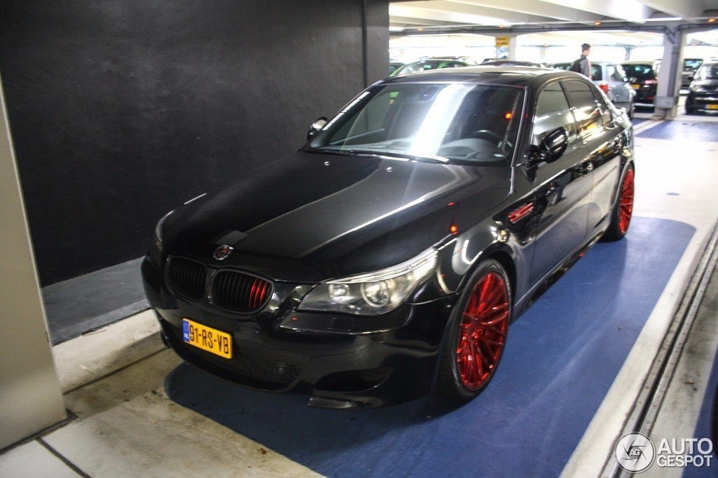 BMW M5 E60