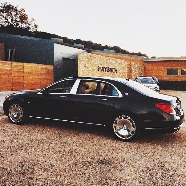 Mercedes Maybach S600