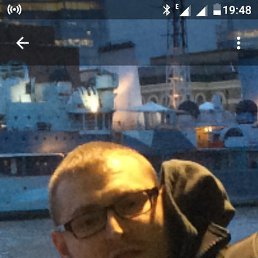 dron, 39, 
