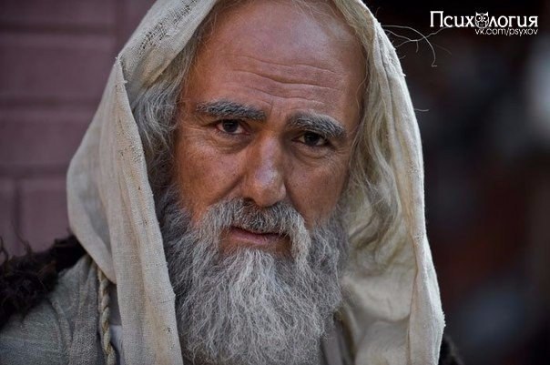 Не обижайтесь на оскорбления.Один человек стал публично оскорблять Омара Хайяма: – Ты безбожник! Ты ...