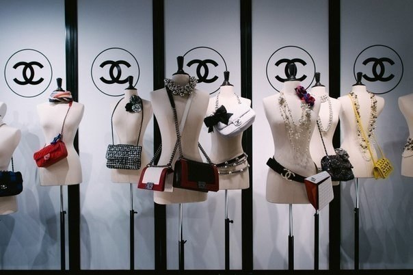 10  Coco Chanel: 1.    . 2.     . ...