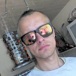 Rikkinen, 33, 