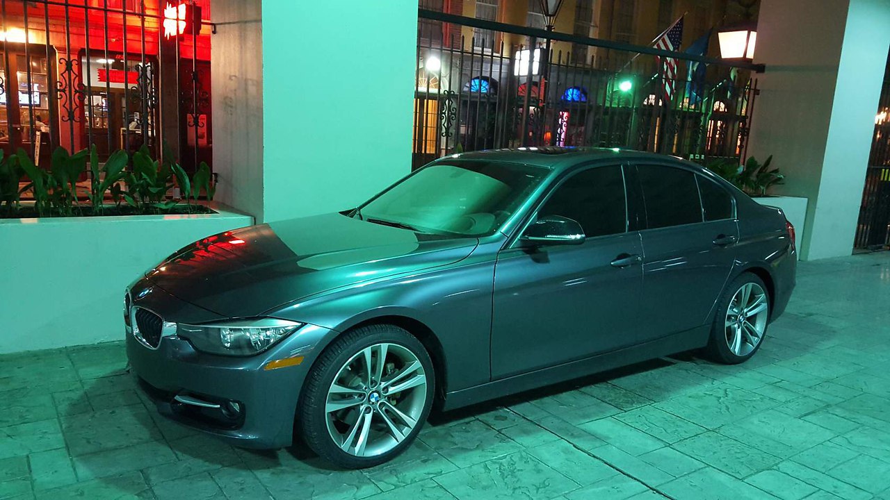 | BMW - 10  2016  00:10 - 4