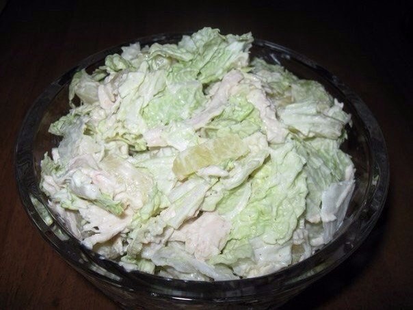 Салат из пекинской капусты, курицы и ананаса.на 100 г 56.94 ккал Б/Ж/У 6.36/0.53/7.01Вам ...