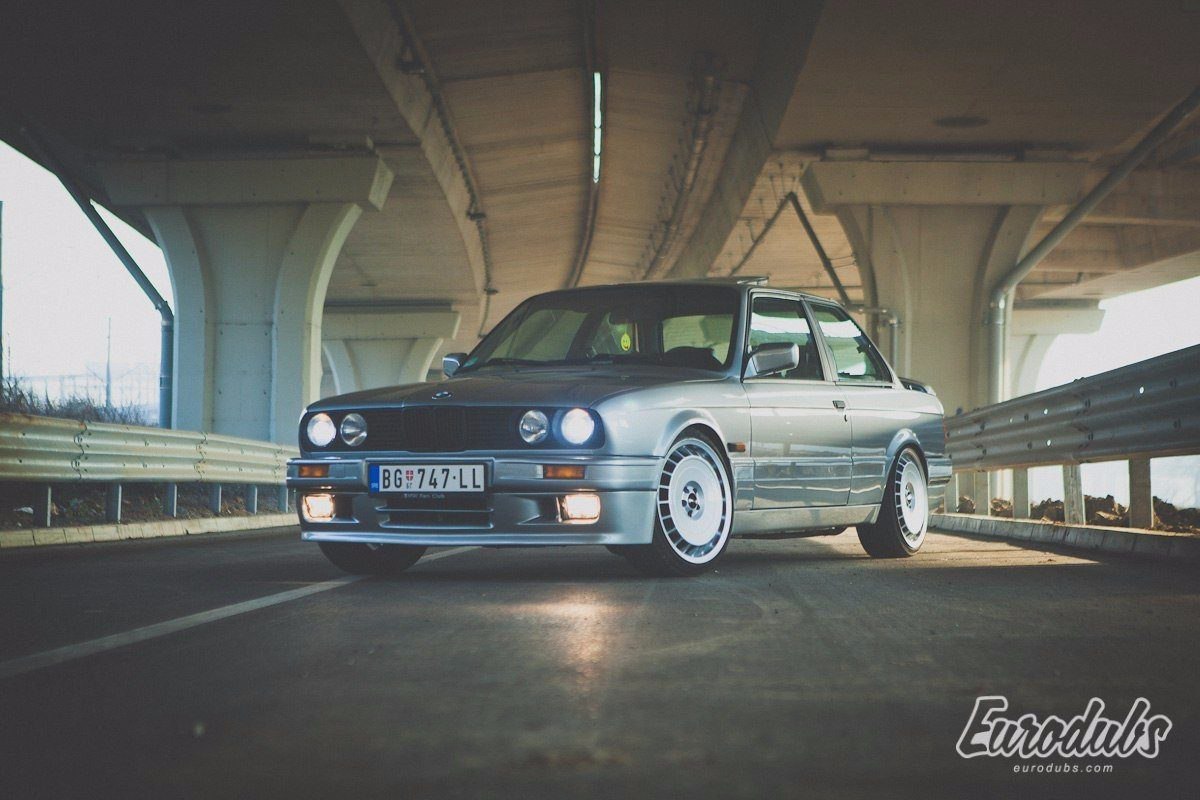 BMW E30