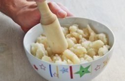 Картофельные котлетки.Ингредиенты:картофель — 0,5 кг,яйцо — 8 шт,сыр — 75 г,ветчина — 70 г,лук — 1 ... - 3