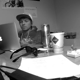 Den, �����������, 37 ���