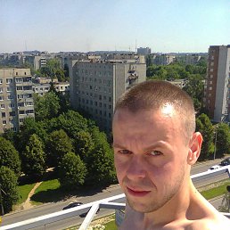 Yuriy, 33, 