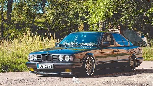 BMW 5 Series 34