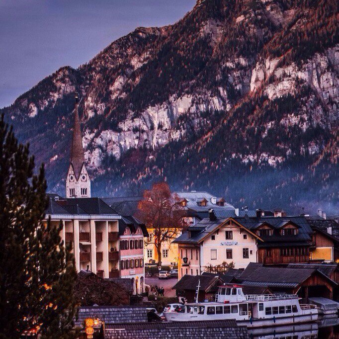  Hallstatt, Austria. - 3