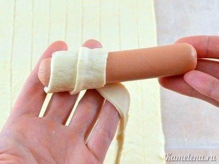Рецепт на скорую руку. Сосиски в тесте.Простая и неизменно вкусная выпечка с ... - 6