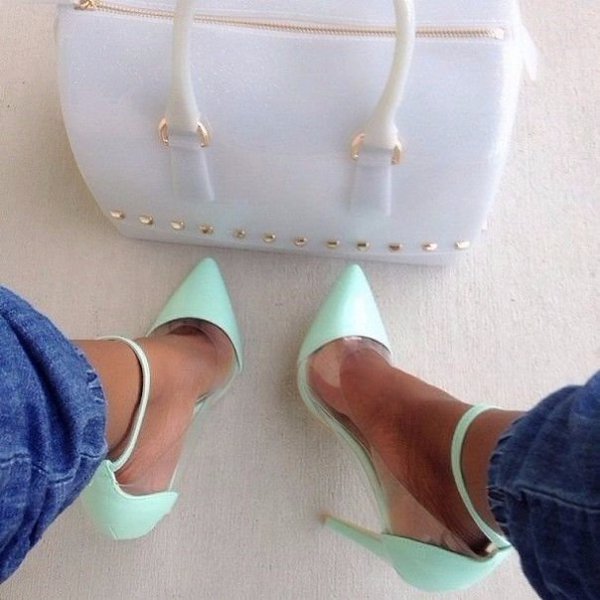 Прозрачные туфли от Christian Louboutin, покорившие этот сезон - 5