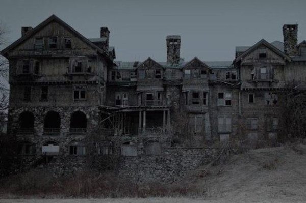 Особняк Калбертcон.Особняк Калбертcон в Нью-Олбани, штат Индиана — это проклятое место с ужасной ...