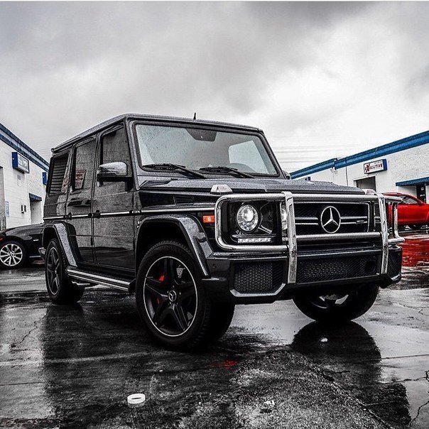 Mercedes-Benz G63 AMG