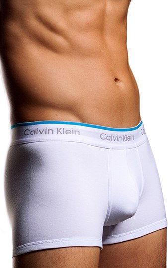 !    -   Calvin Klein  349 . +     ... - 5