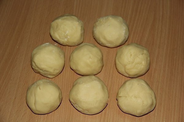     .: :  - 600  (+/-)   - 1  ... - 8