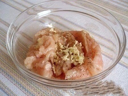 Суперские рулетики из кабачков с куриным мясом. Ингредиенты: -молодые кабачки (или цуккини) - 2 шт.; ... - 3