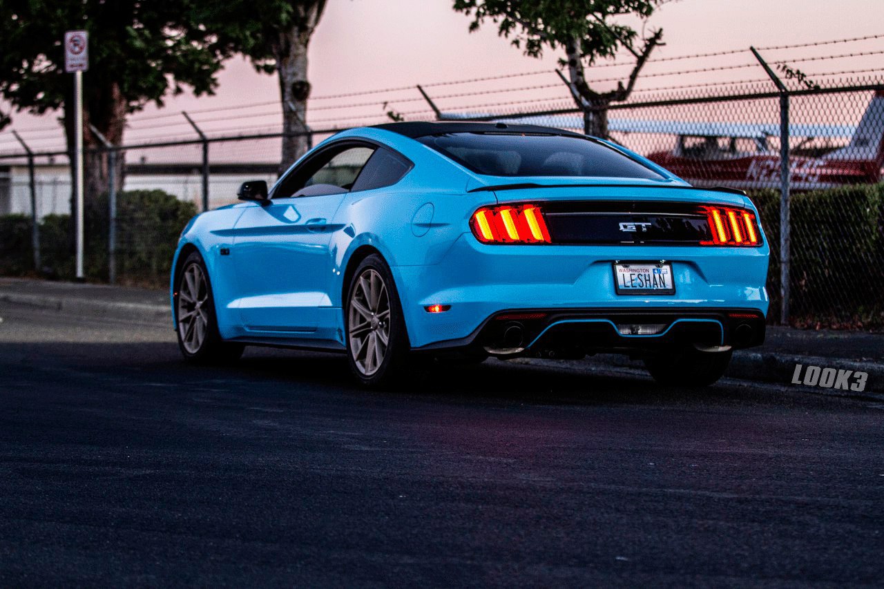 Ford Mustang GT 5.0 - 2
