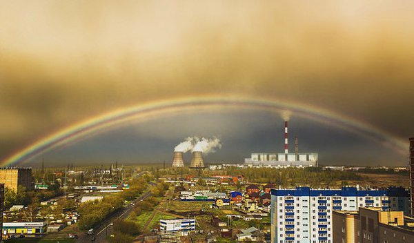 А тем временем в Новосибирске проходят испытания защитных энергокуполов нового поколения.