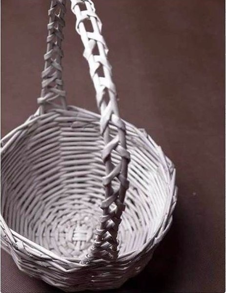 Корзинка для цветов из газетных трубочек. Мастер-класс. - 6