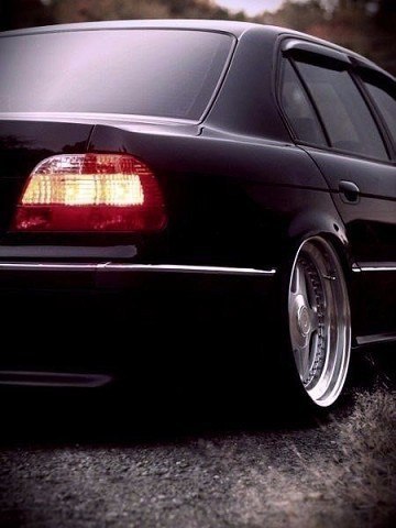 BMW 750iL - 4