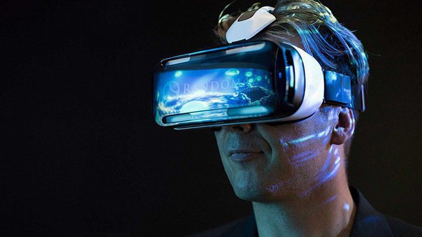Microsoft создала нетребовательную виртуальную реальность.Новый амбициозный проект команды Microsoft ...