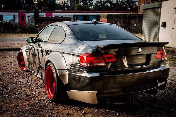 Liberty Walk BMW M3