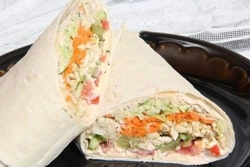 ШАУРМА С КУРИЦЕЙ И КОРЕЙСКОЙ МОРКОВКОЙ.ИНГРЕДИЕНТЫ: лаваш армянский (тонкий) 2 упаковки грудка ...