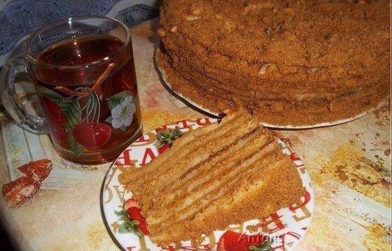 Медовик с заварным кремом - нежный, пропитанный, большой... Легко готовится, очень вкусный и ... - 4