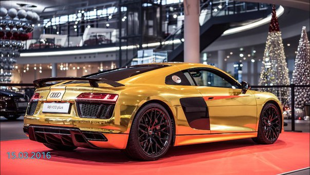 AUDI R8 (GOLD) - 3