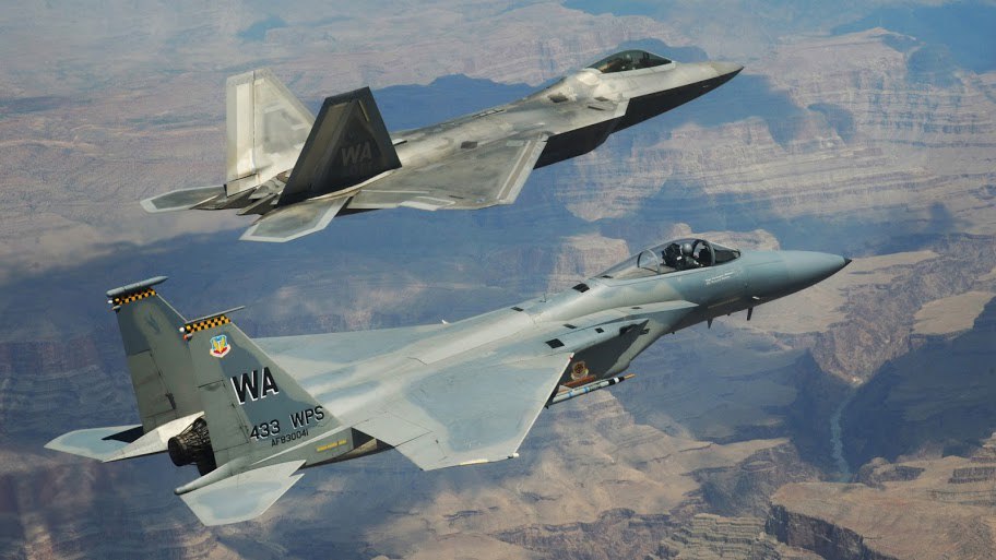 F-22 "Raptor"  F-15 "Eagle"