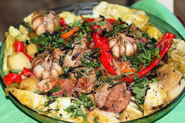 ДОМЛАМА.Домлама - блюдо узбекской кухни необычайно ароматное и яркое. Домлама состоит из мяса и ...