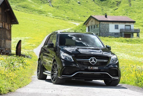 Mercedes-AMG GLE 63 on Vossen Wheels