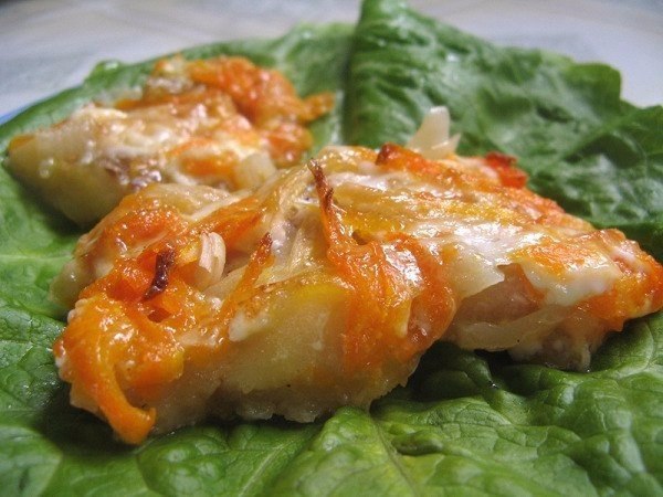 Румяная аппетитная рыбка порадует взор и вкус! Угощаемся рецептом! РЫБА, ЗАПЕЧЕННАЯ С МОРКОВЬЮ ...