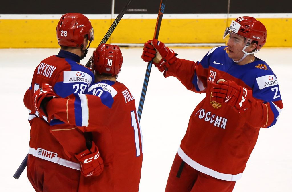 Сборная РФ по хоккею победила словаков на МЧМ-2017 и вышла в финала с 3-го места. Сборная России по ...