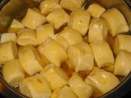 Штрули. Ингредиенты: 0.5 стакана кипяченой воды чуть теплой 1 яйцо 0.5 ч. ложки соли щепотка соды ... - 3