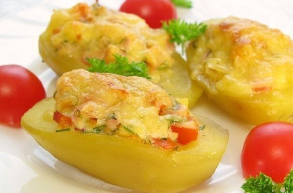 6 рецептов фаршированной картошки. 1 рецепт. Ингредиенты: 8 крупных картофелин, 200 гр. ветчины, 150 ... - 4