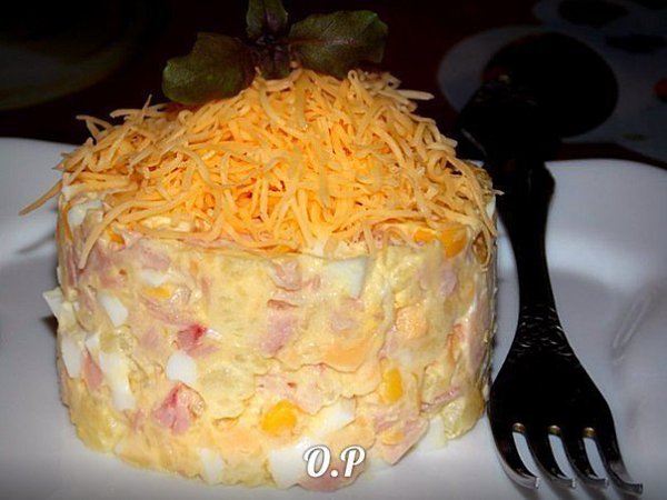 ПОДБОРКА ВКУСНЕЙШИХ САЛАТОВ: ТОП-10 РЕЦЕПТОВ.Только самые вкусные идеи :)1. Салат с грибами и ... - 3
