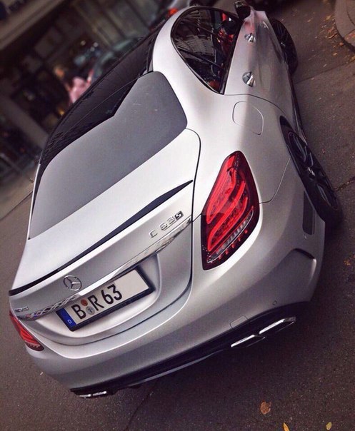 Mercedes-AMG C63