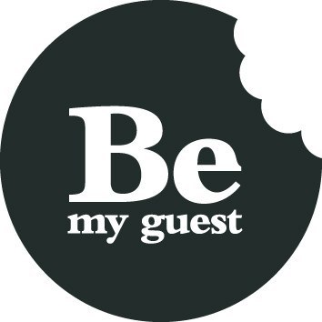 Принимаем гостей по-английски. - Come in, please! - Заходи, пожалуйста! - I'm glad to see you! - Рад ...