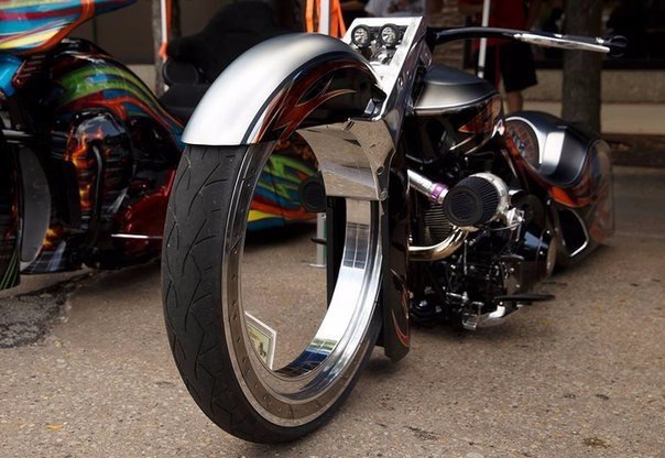  Harley Davidson      30 