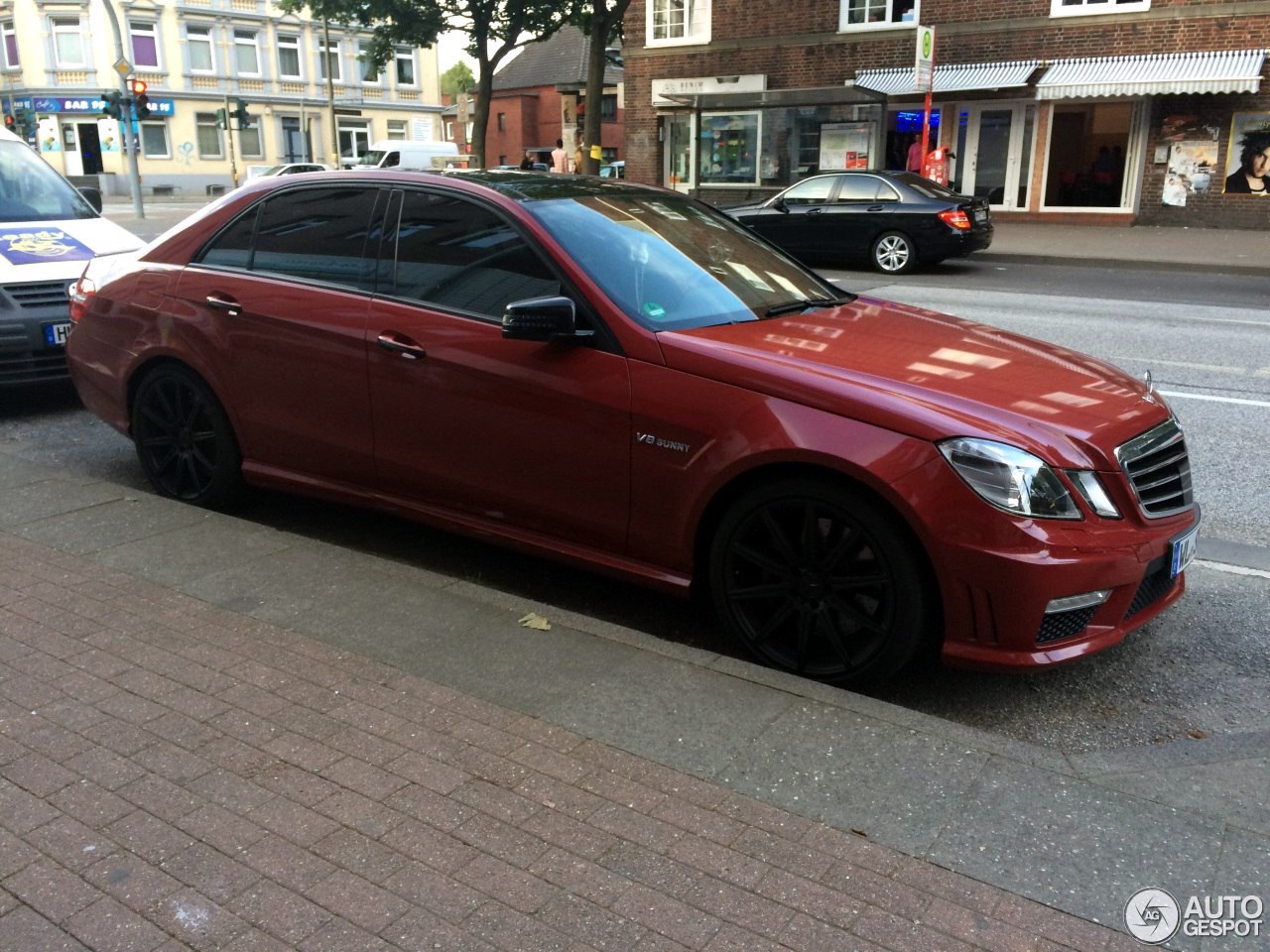 Mercedes-Benz - 15  2016  16:02