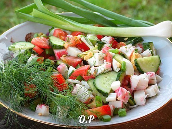 ПОДБОРКА ВКУСНЕЙШИХ САЛАТОВ: ТОП-10 РЕЦЕПТОВ.Только самые вкусные идеи :)1. Салат с грибами и ... - 6